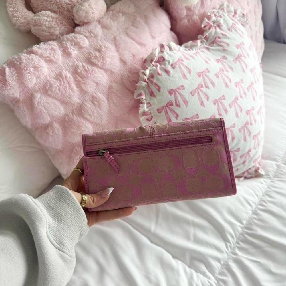 Y2K Coach Barbie‎ Pink Monogram Wallet - Picture 2 of 7